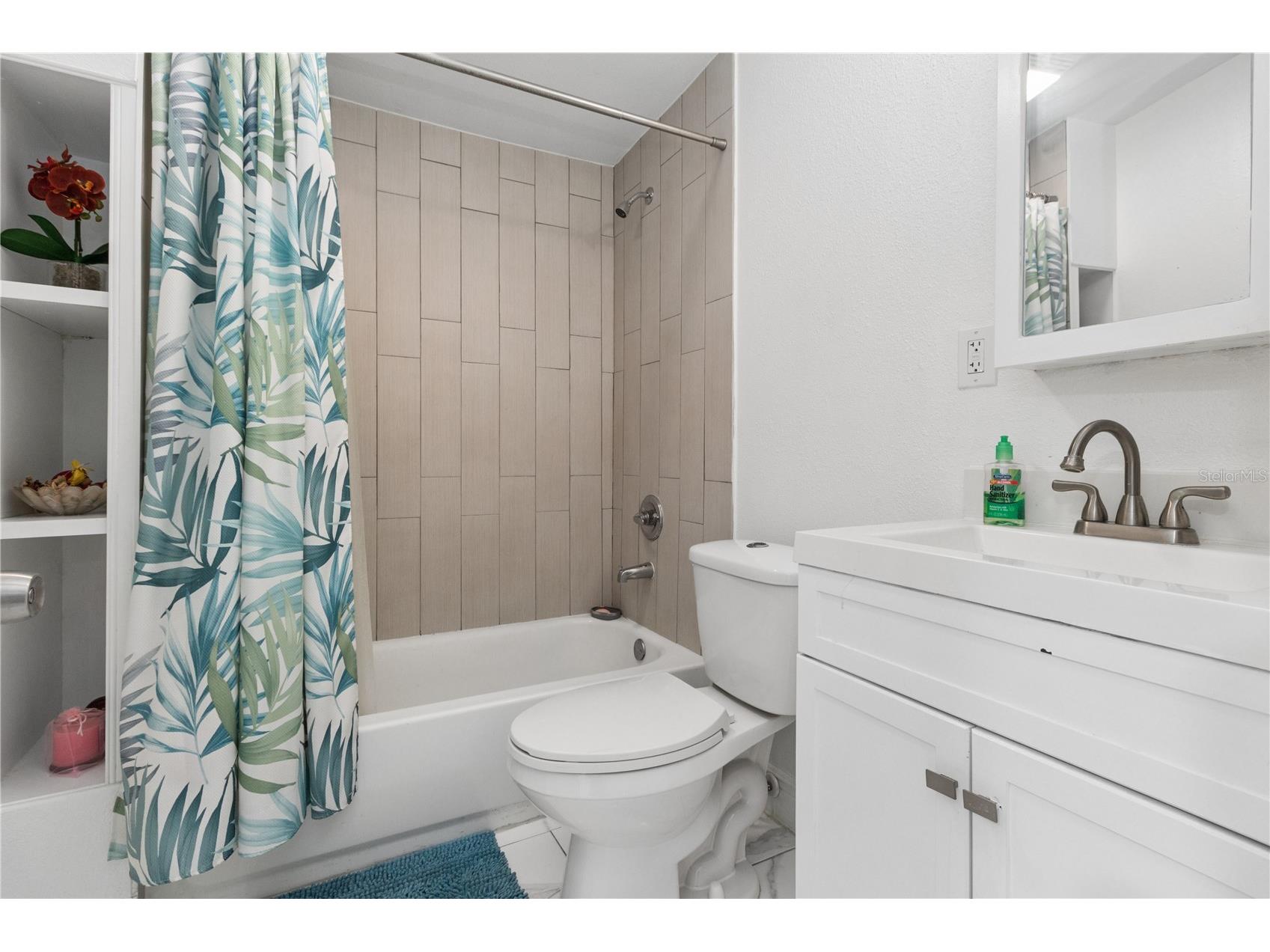 1715 Waikiki Way Tampa FL 33619 TB8524966 image19