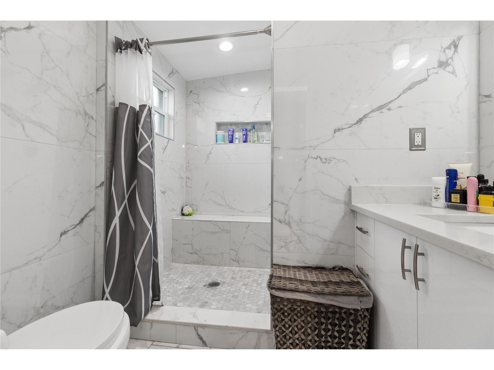 1715 Waikiki Way Tampa FL 33619 TB8524966 image21