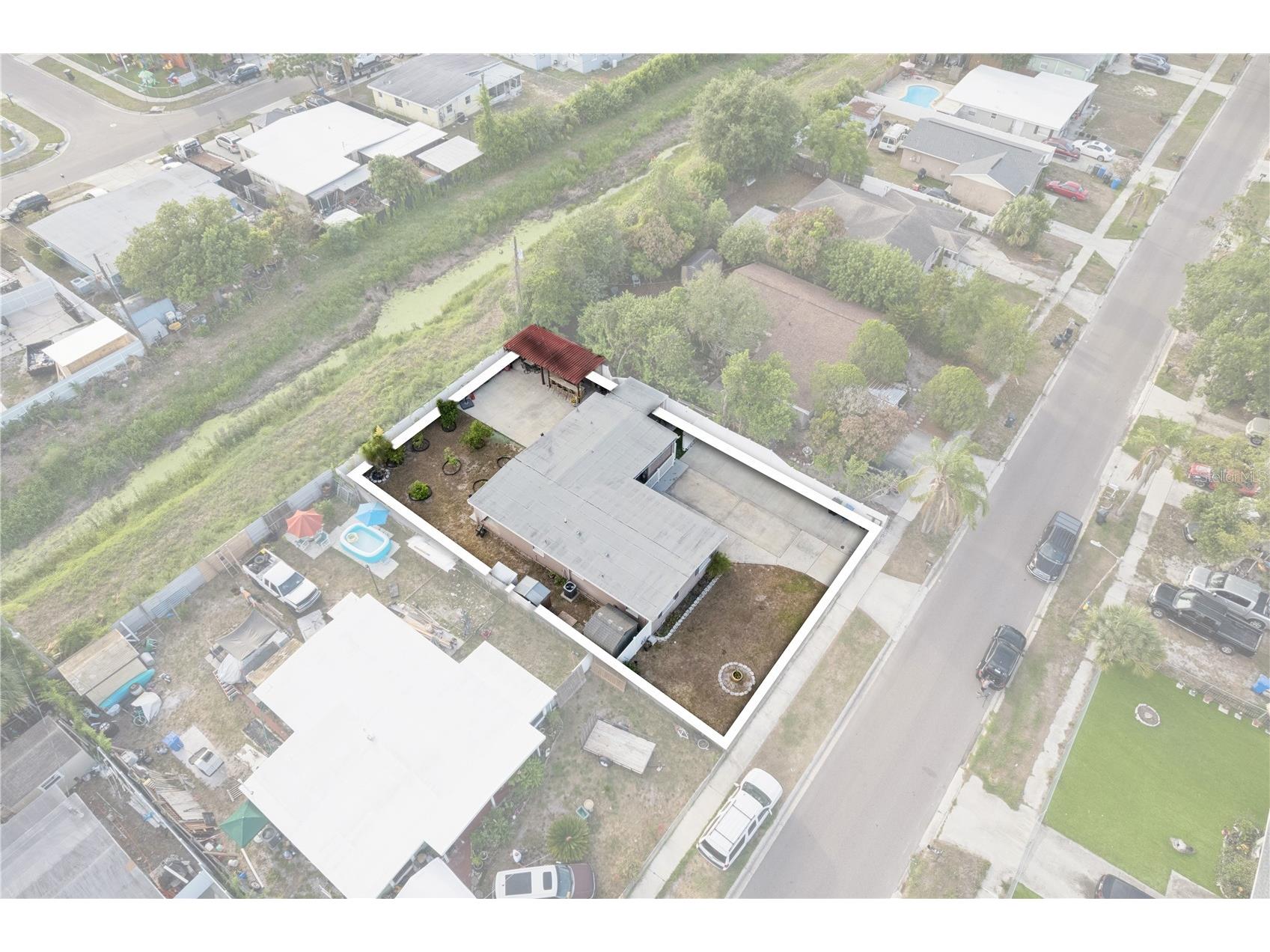 1715 Waikiki Way Tampa FL 33619 TB8524966 image23