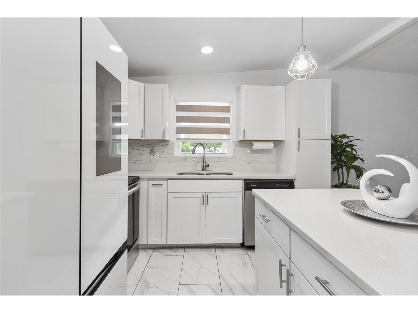 1715 Waikiki Way Tampa FL 33619 TB8524966 image6