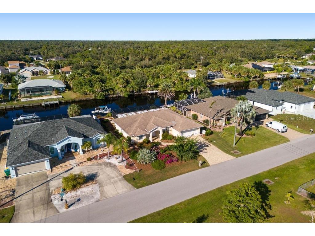 17156 Seashore Avenue Port Charlotte FL 33948 - SEASHORE WATERWAY C7515808 image1
