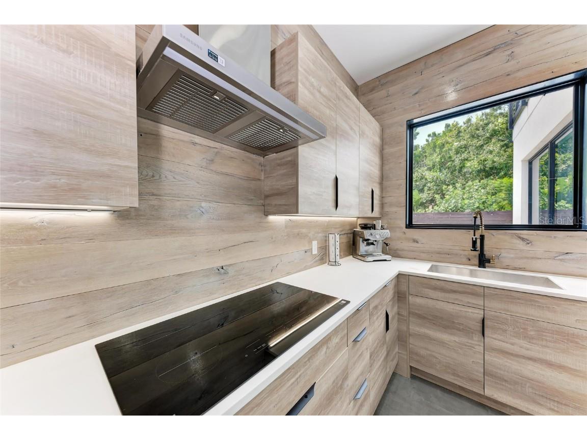 1716 9th Street Sarasota FL 34236 N6140074 image18