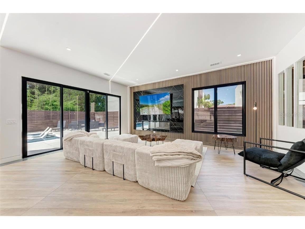 1716 9th Street Sarasota FL 34236 N6140074 image9