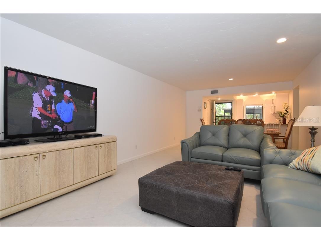 1716 Glenhouse Drive #GL320 Sarasota FL 34231 A4482091 image5