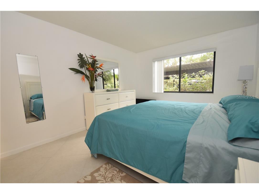 1716 Glenhouse Drive #GL320 Sarasota FL 34231 A4482091 image7