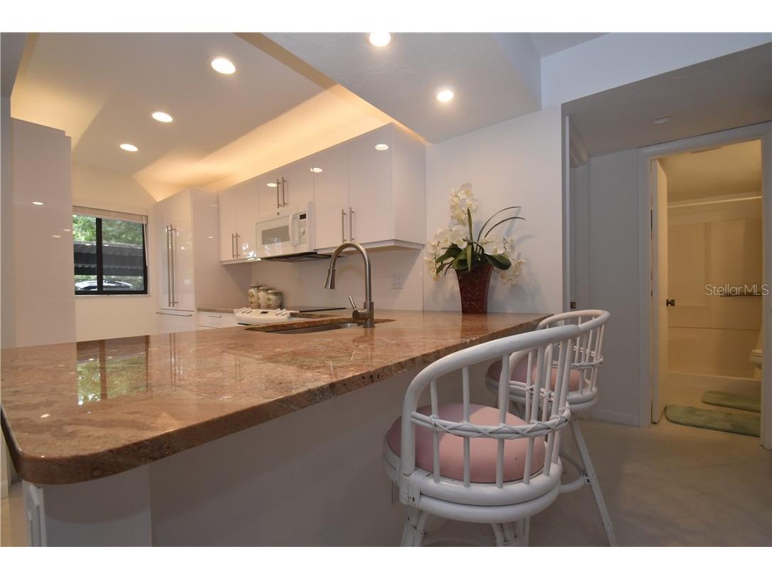 1716 Glenhouse Drive #GL320 Sarasota FL 34231 A4482091 image9