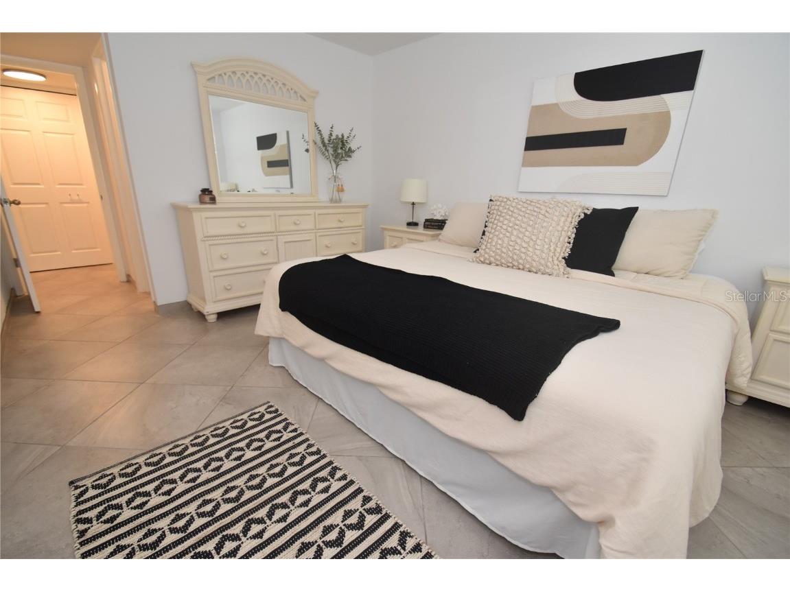 1716 Glenhouse Drive #GL323 Sarasota FL 34231 A4560668 image8