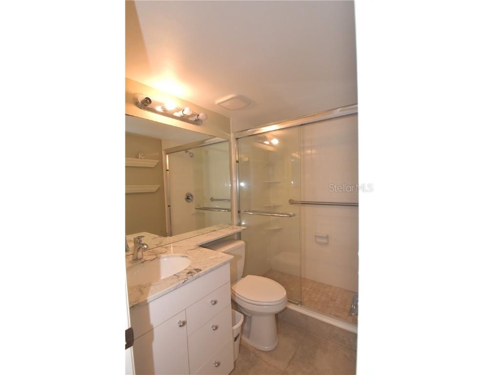 1716 Glenhouse Drive #GL324 Sarasota FL 34231 A4449510 image12