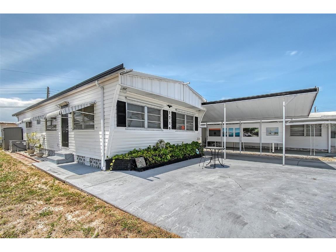 1716 Indiana Avenue Bradenton FL 34207 A4654116 image1