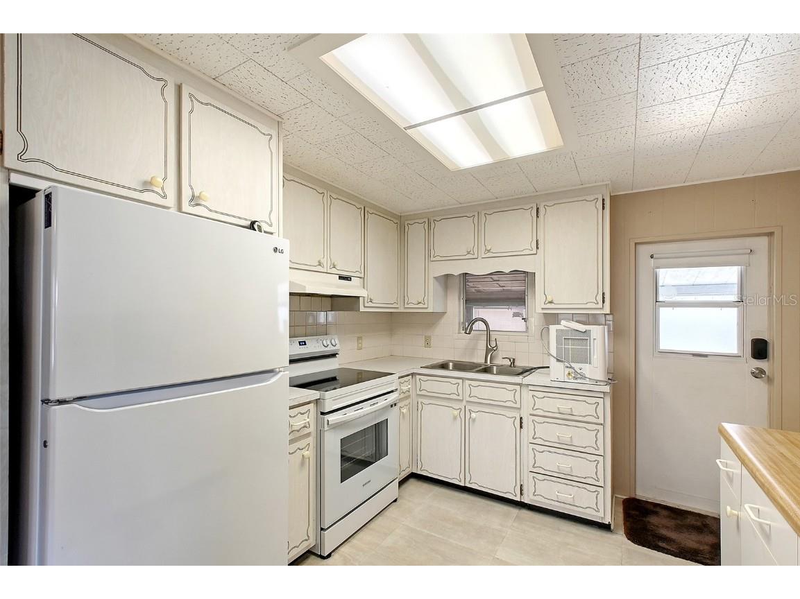 1716 Indiana Avenue Bradenton FL 34207 A4654116 image12