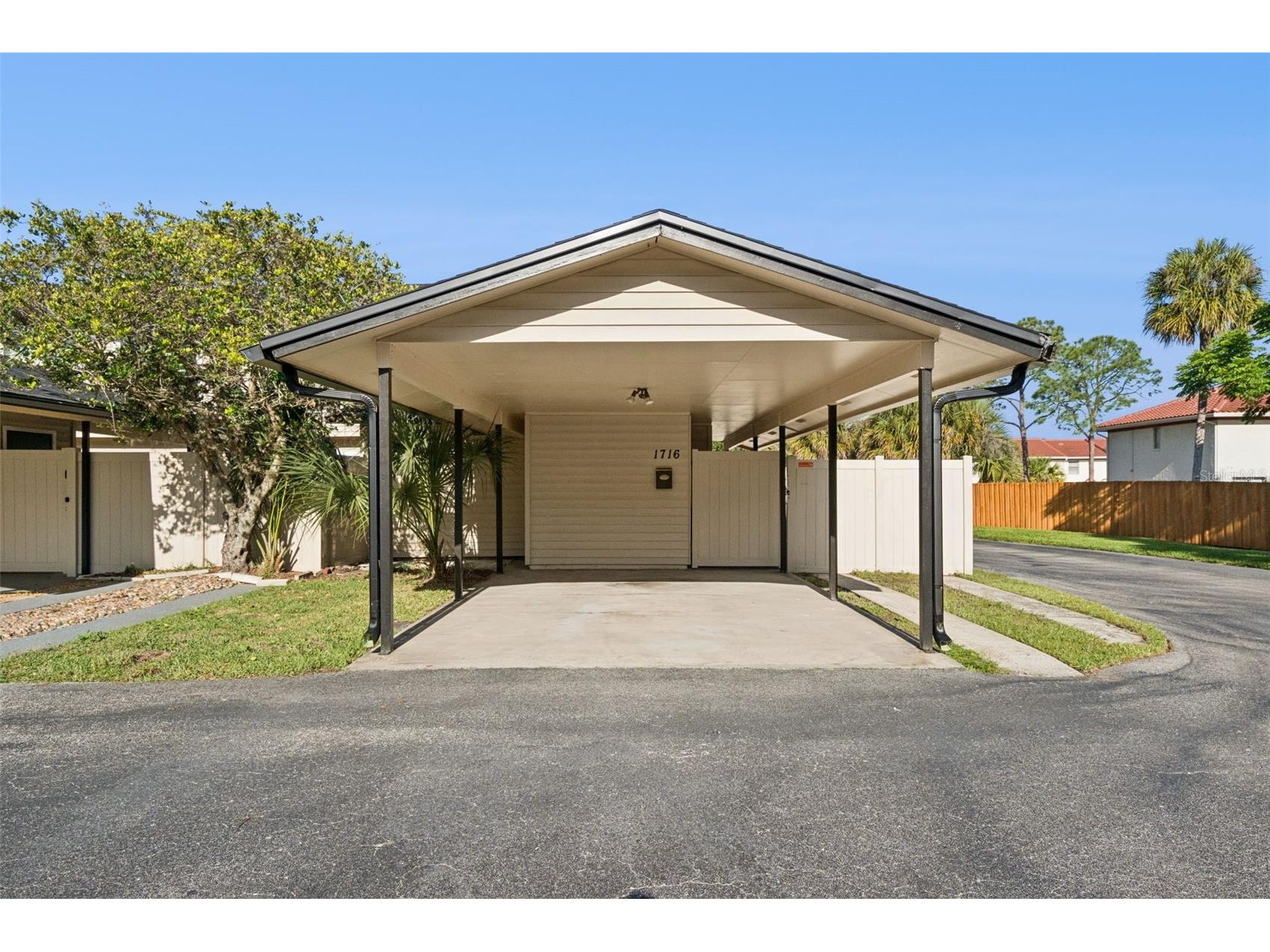 1716 Lafayette Ct #1716 Orlando FL 32807 O6403170 image1