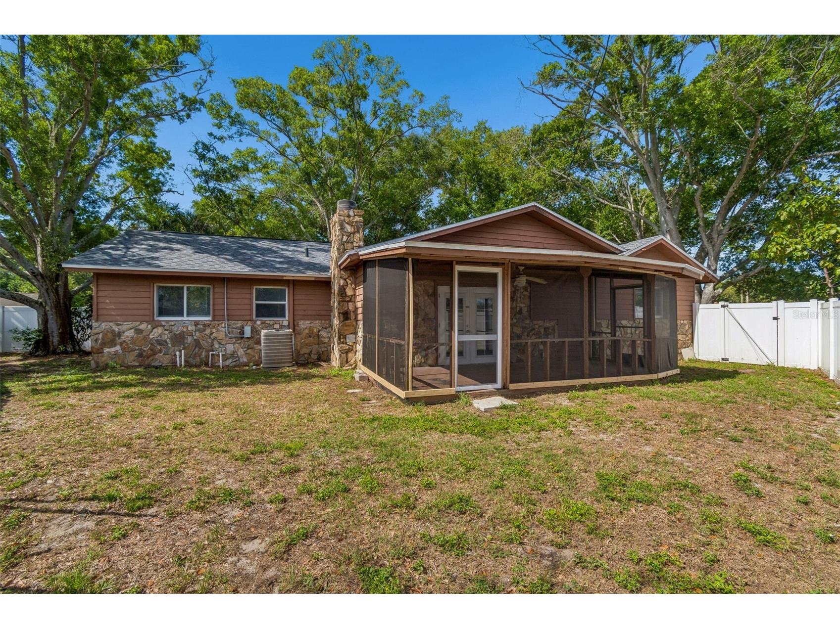 1716 Madrid Drive Largo FL 33778 TB8496975 image18