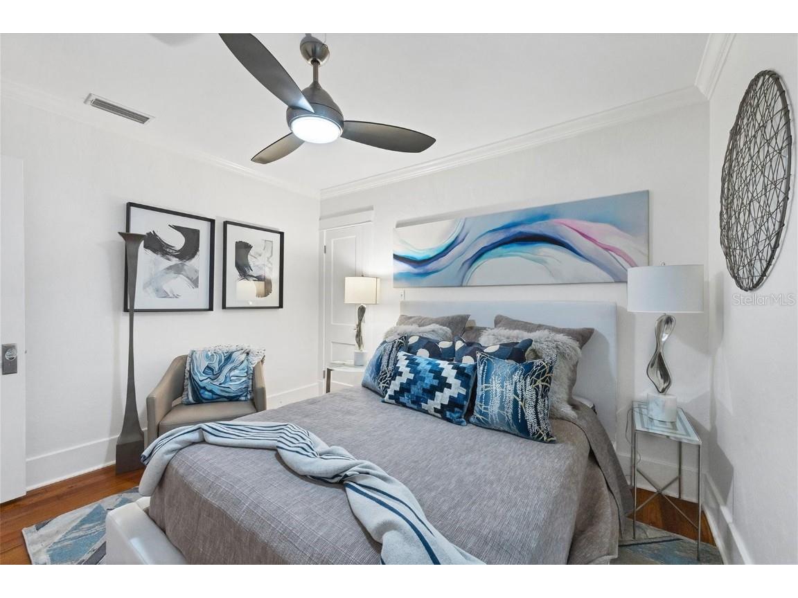 1716 Oak Street Sarasota FL 34236 A4588664 image16