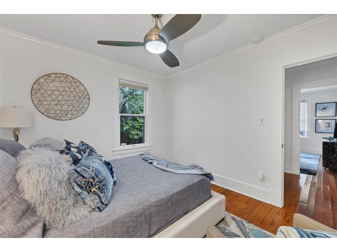 1716 Oak Street Sarasota FL 34236 A4588664 image17