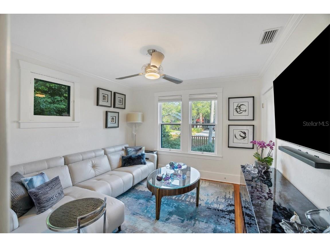 1716 Oak Street Sarasota FL 34236 A4588664 image18