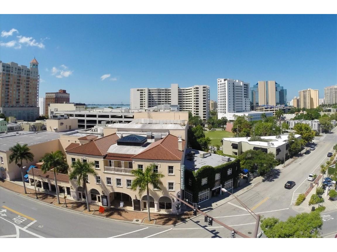 1716 Oak Street Sarasota FL 34236 A4588664 image31