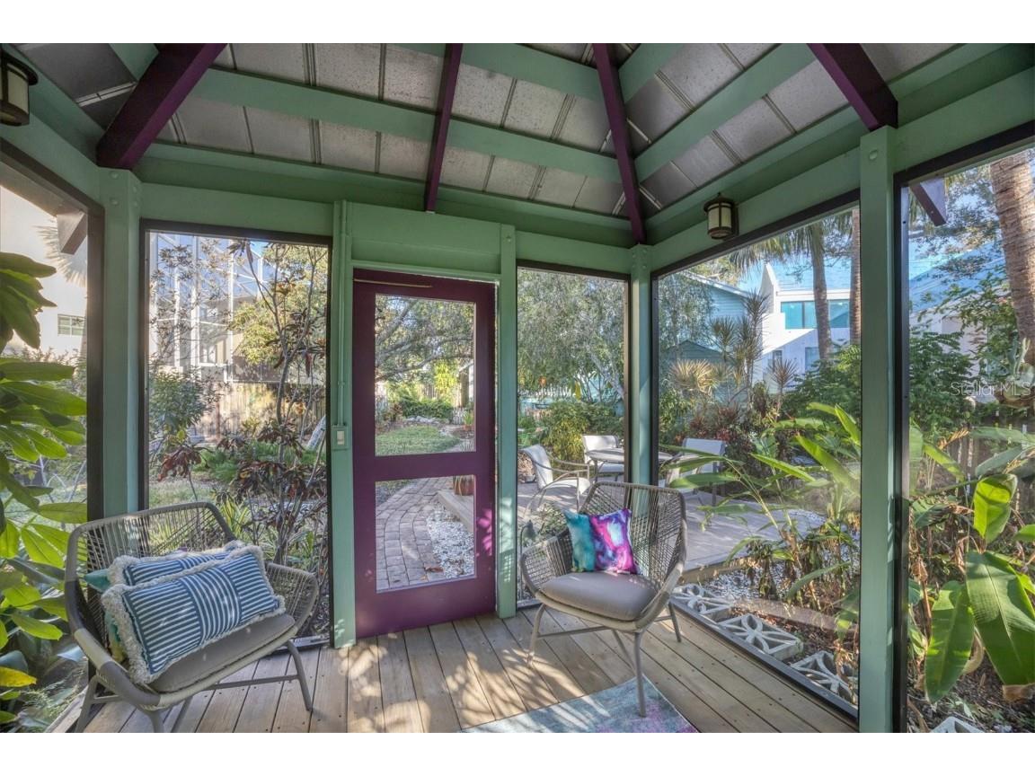 1716 Oak Street Sarasota FL 34236 A4588664 image32