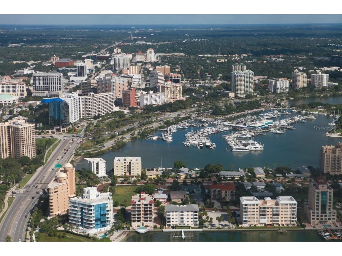 1716 Oak Street Sarasota FL 34236 A4588664 image47