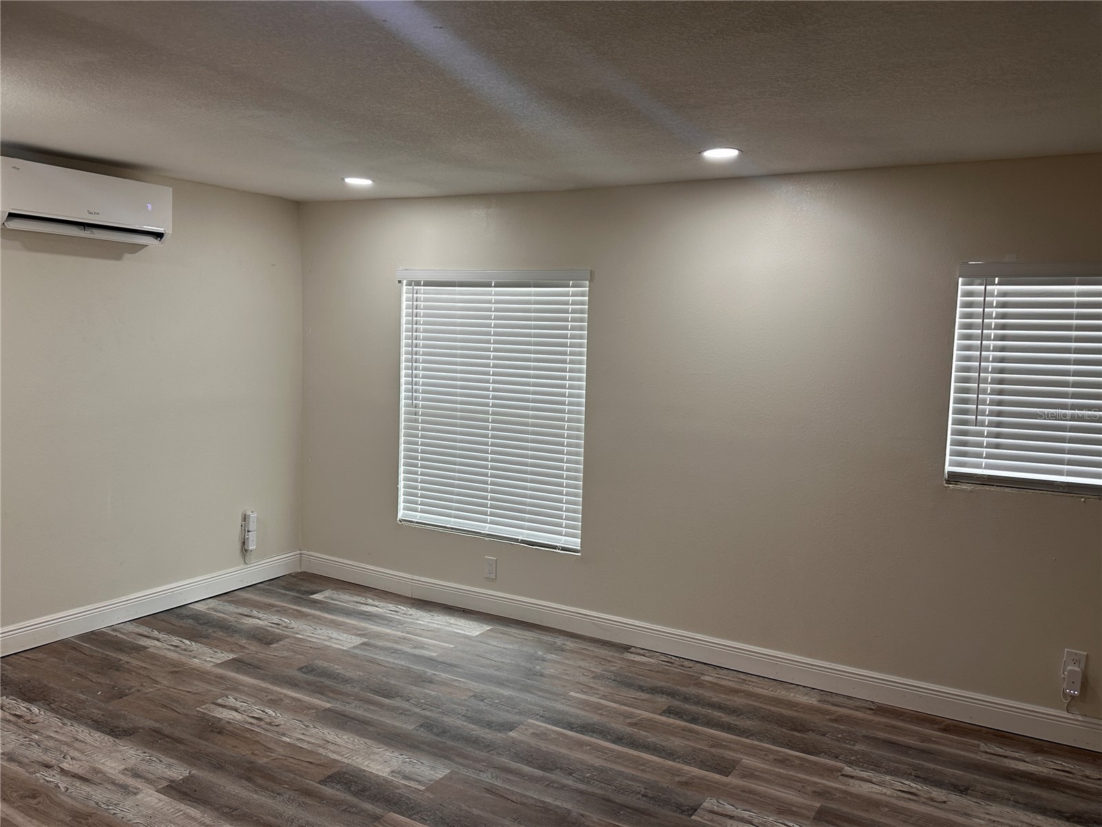 1716 Sprucewood Lane Orlando FL 32818 O6404739 image4