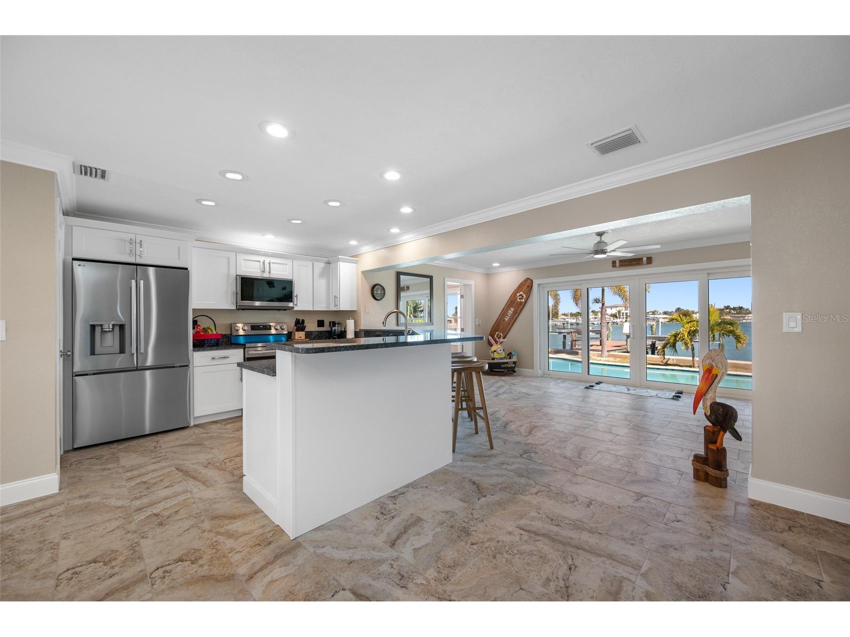 17161 2nd Street E Saint Petersburg FL 33708 TB8473321 image12