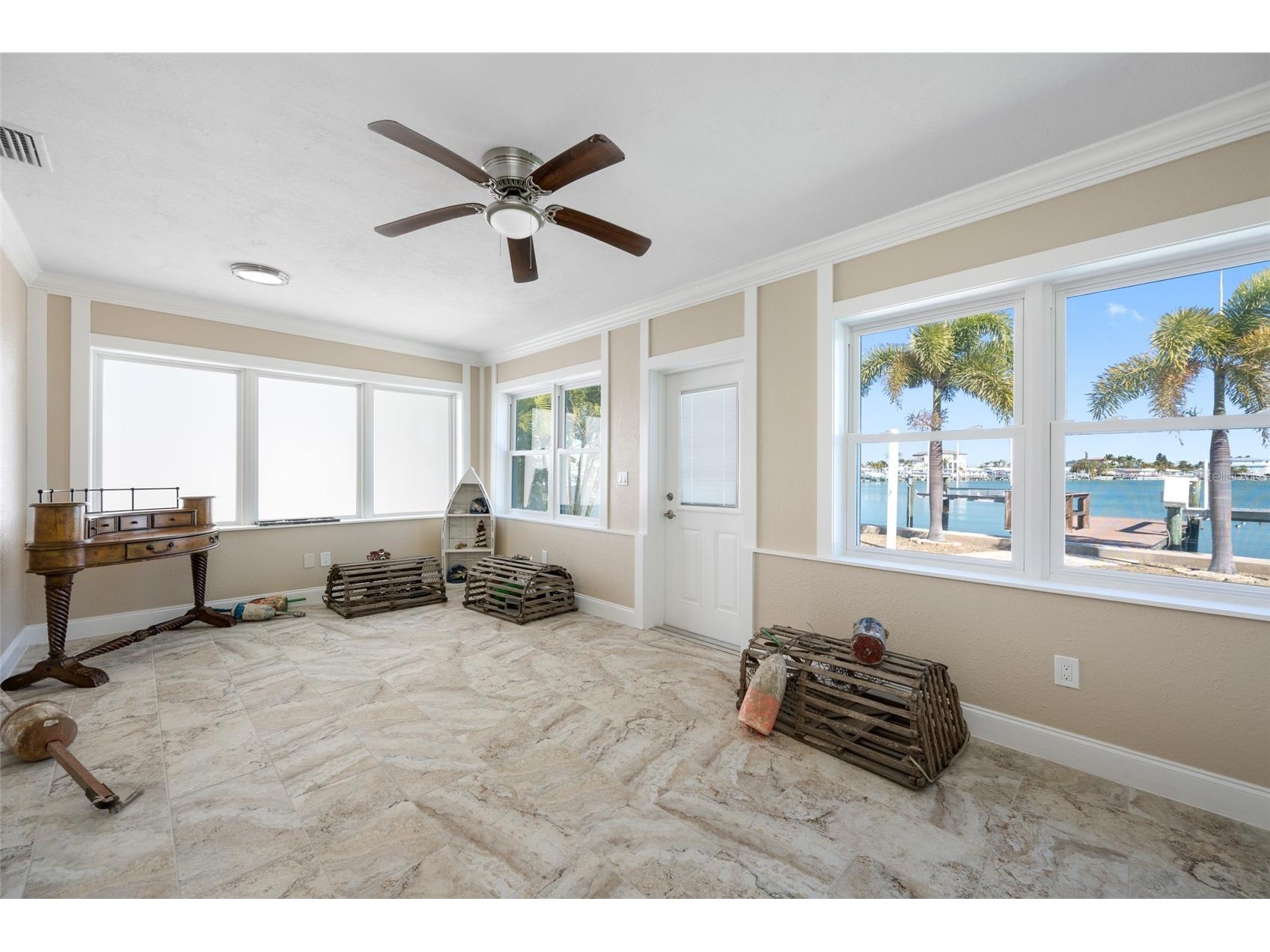17161 2nd Street E Saint Petersburg FL 33708 TB8473321 image21