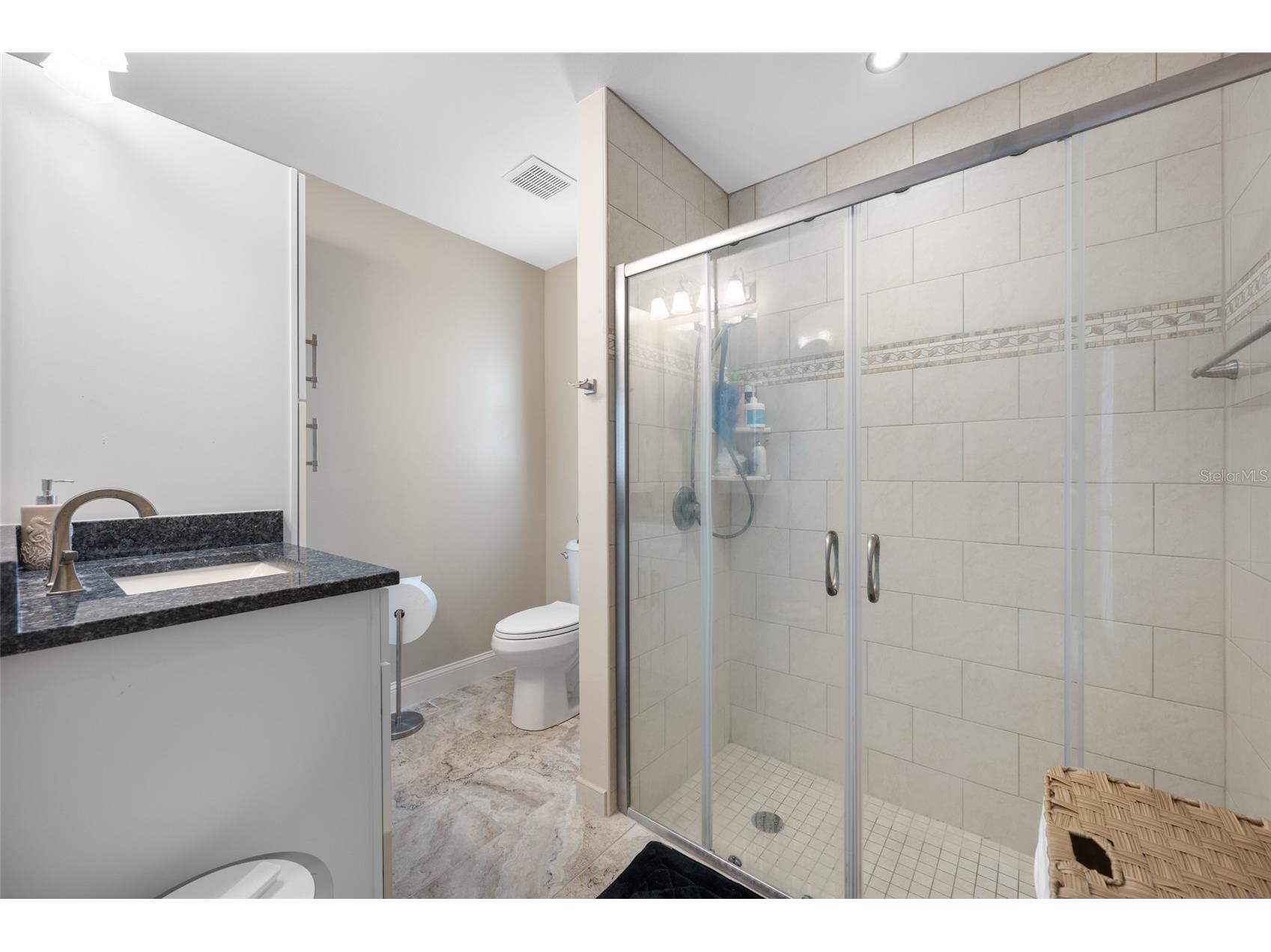 17161 2nd Street E Saint Petersburg FL 33708 TB8473321 image27
