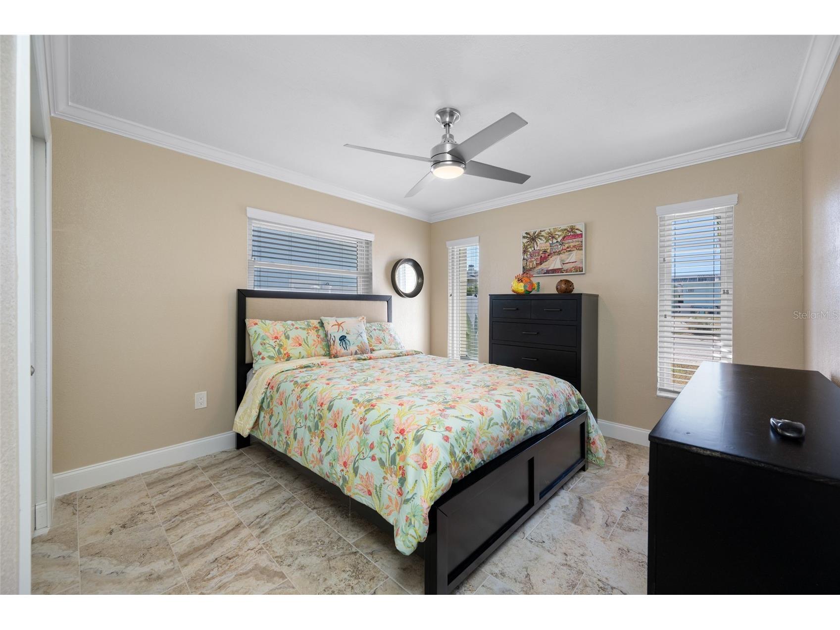 17161 2nd Street E Saint Petersburg FL 33708 TB8473321 image34