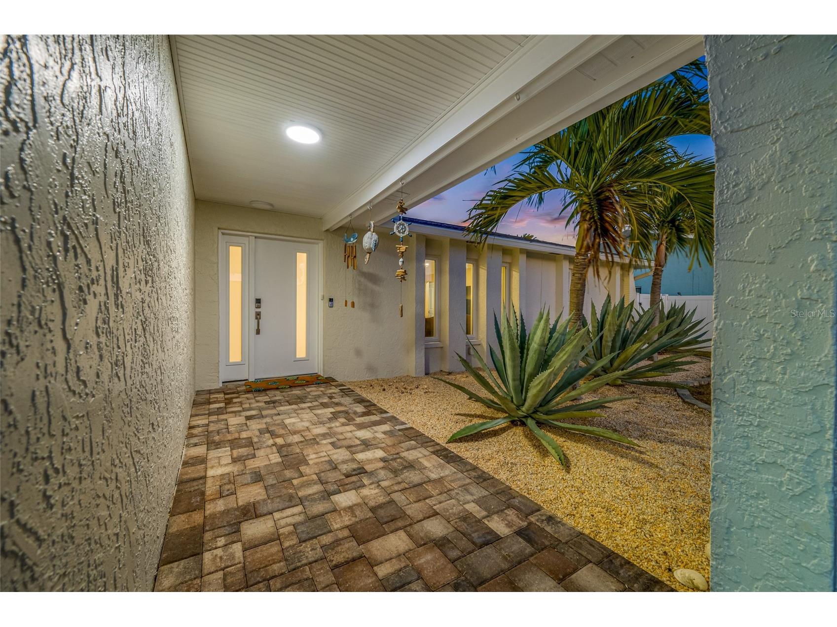 17161 2nd Street E Saint Petersburg FL 33708 TB8473321 image6