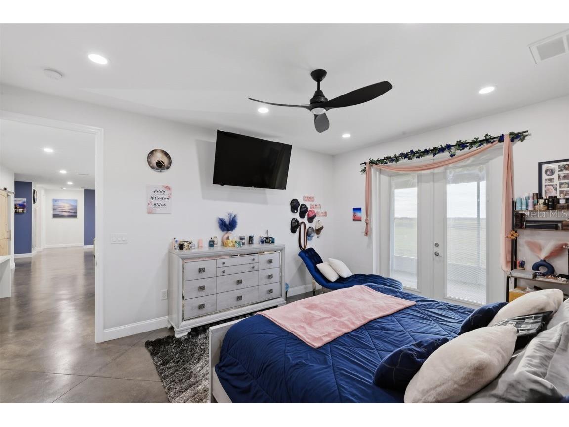 17165 Lake Iola Road Dade City FL 33523 TB8454252 image40