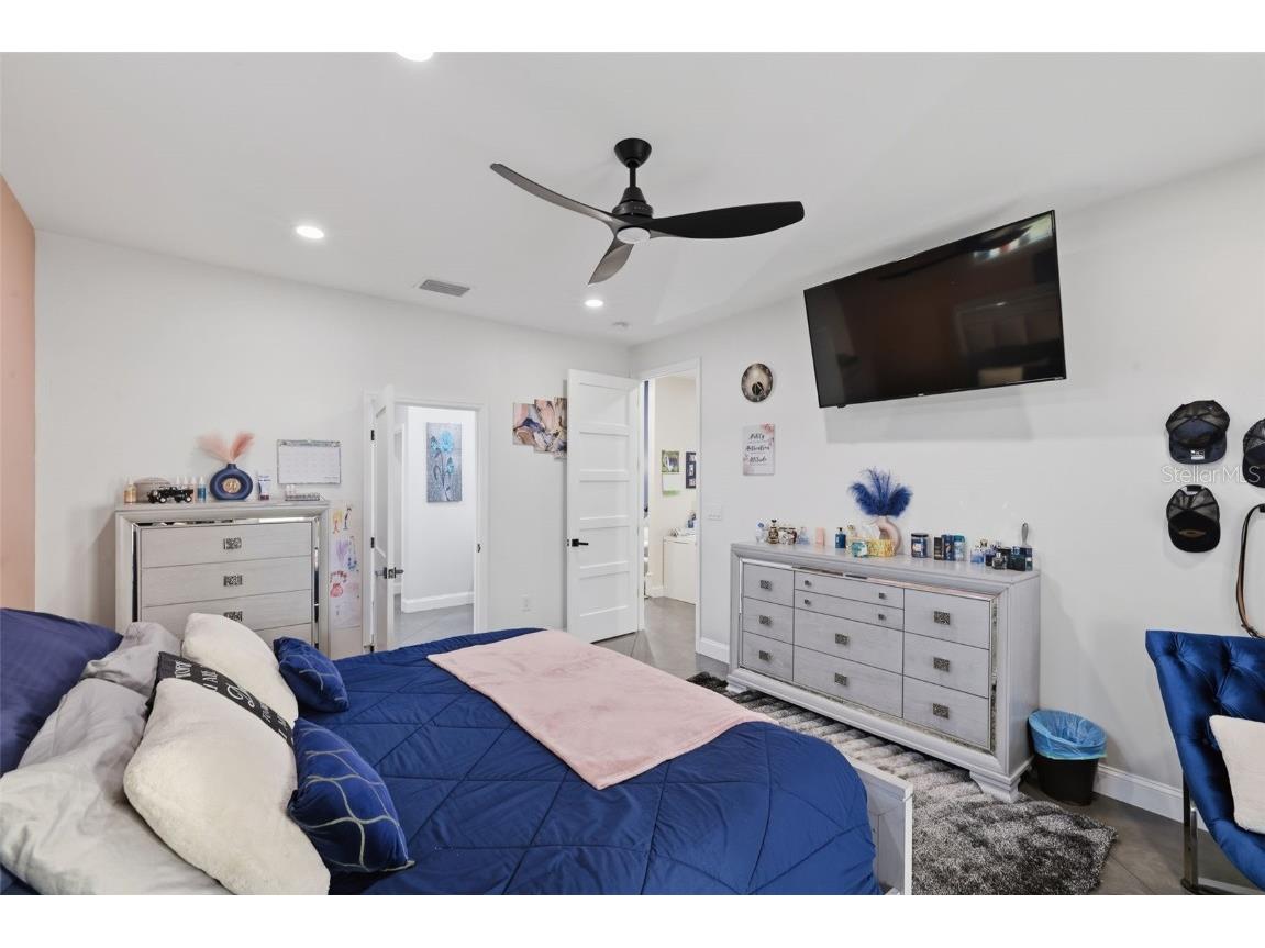 17165 Lake Iola Road Dade City FL 33523 TB8454252 image41