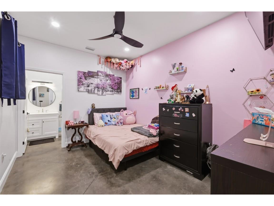 17165 Lake Iola Road Dade City FL 33523 TB8454252 image46