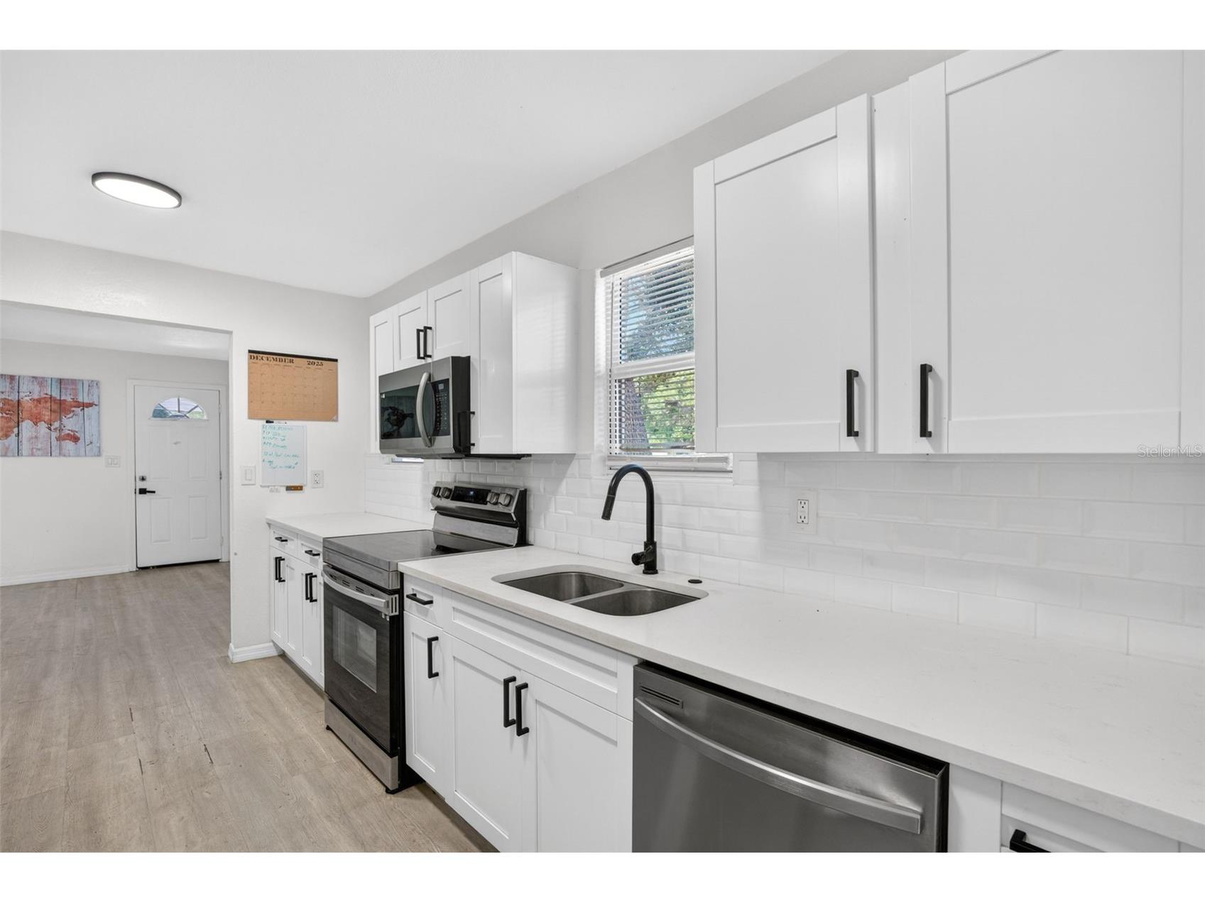 1717 18th Street S Saint Petersburg FL 33712 TB8514453 image20