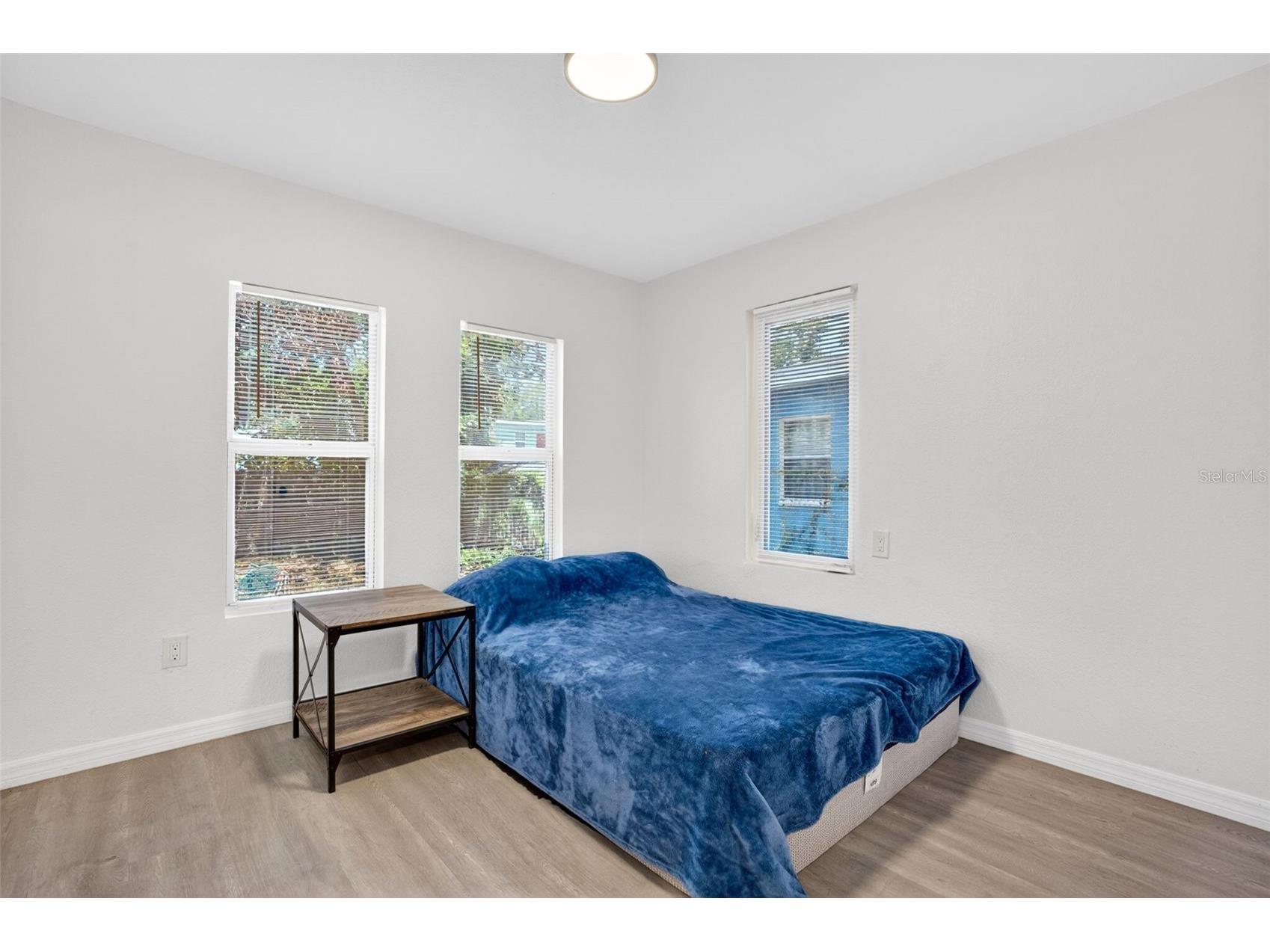 1717 18th Street S Saint Petersburg FL 33712 TB8514453 image22