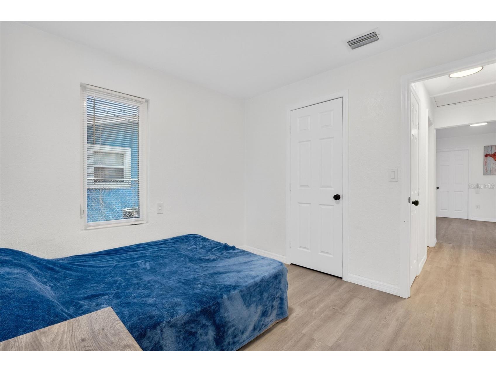 1717 18th Street S Saint Petersburg FL 33712 TB8514453 image23