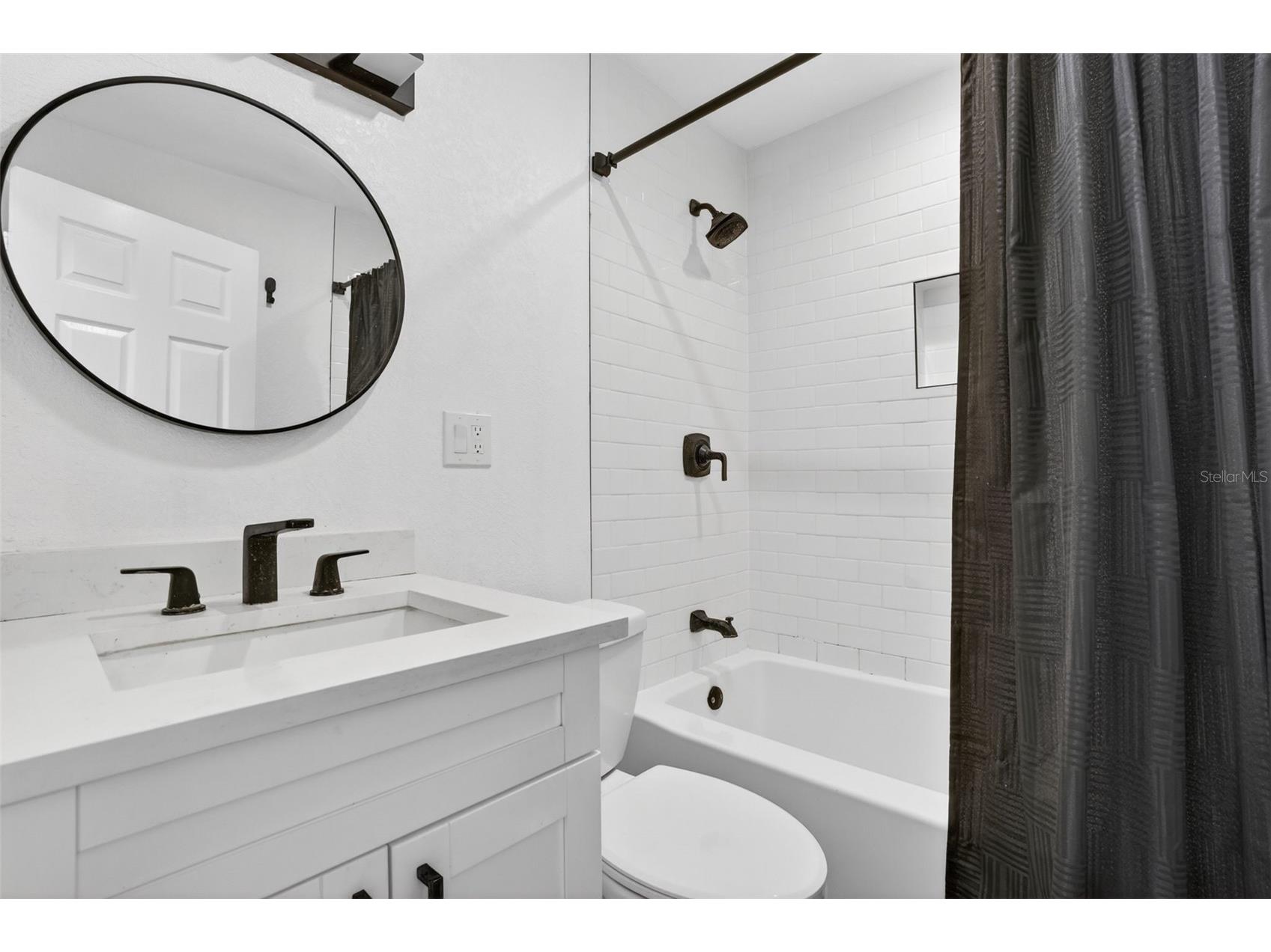 1717 18th Street S Saint Petersburg FL 33712 TB8514453 image26