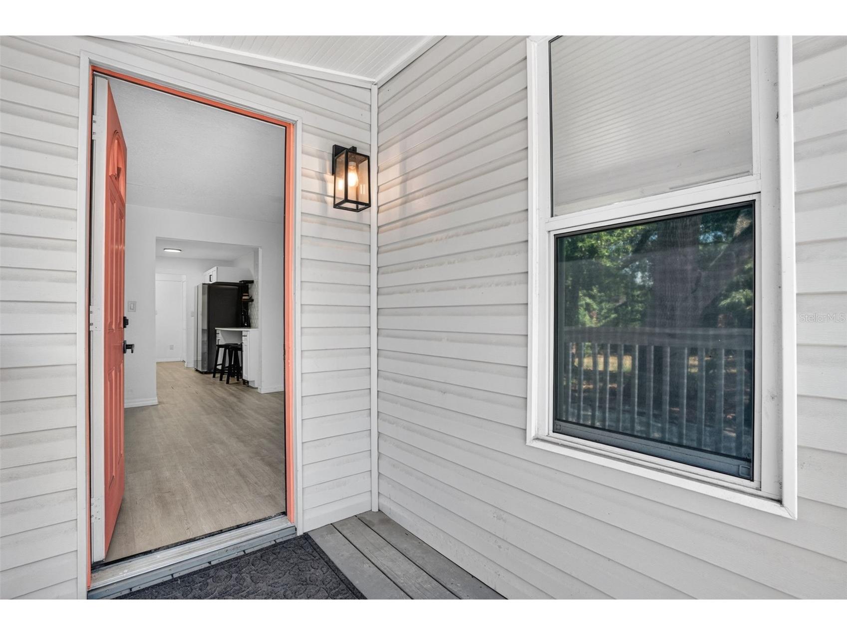 1717 18th Street S Saint Petersburg FL 33712 TB8514453 image4