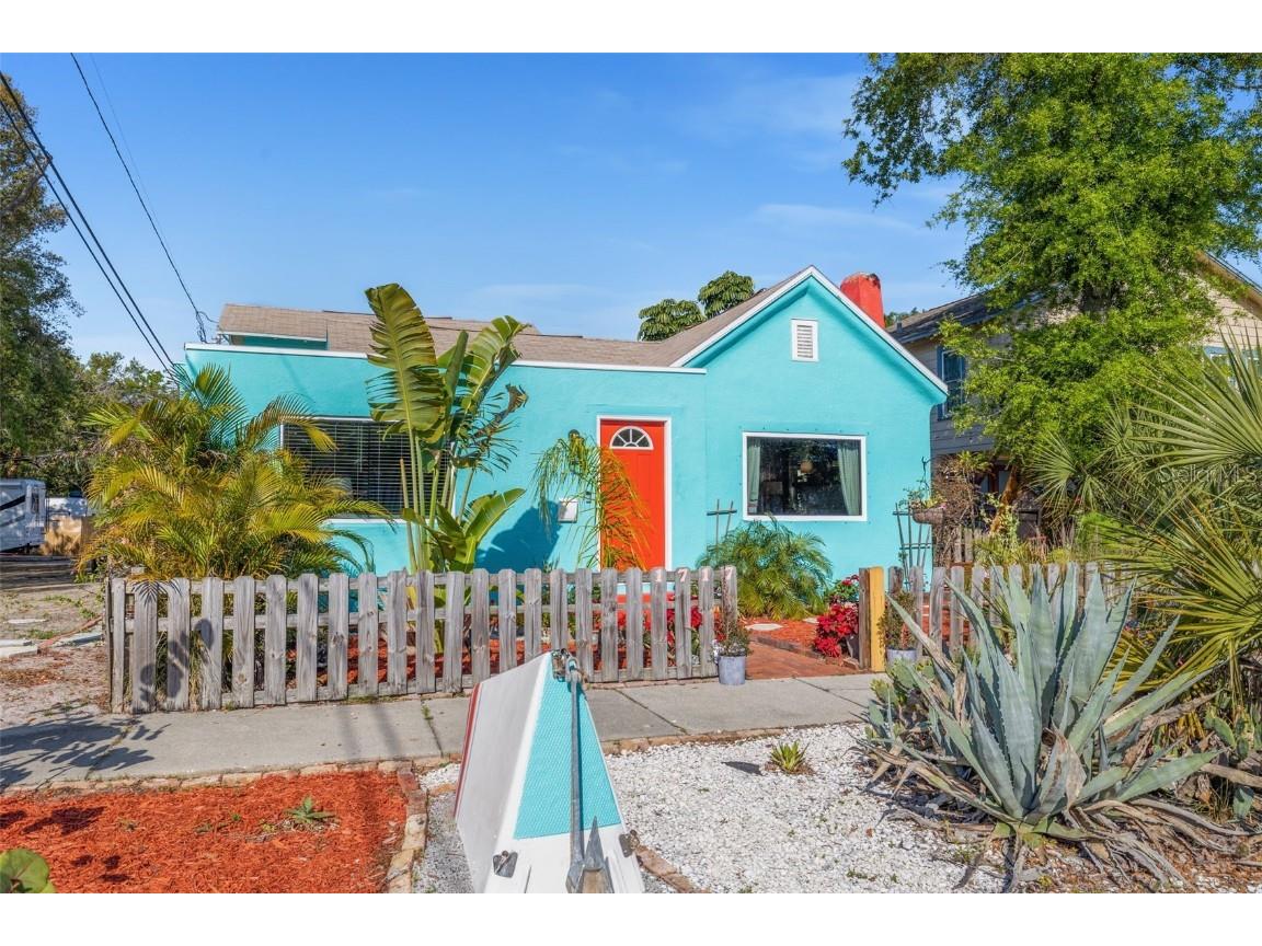 1717 2nd Street S Saint Petersburg FL 33701 U8235380 image1