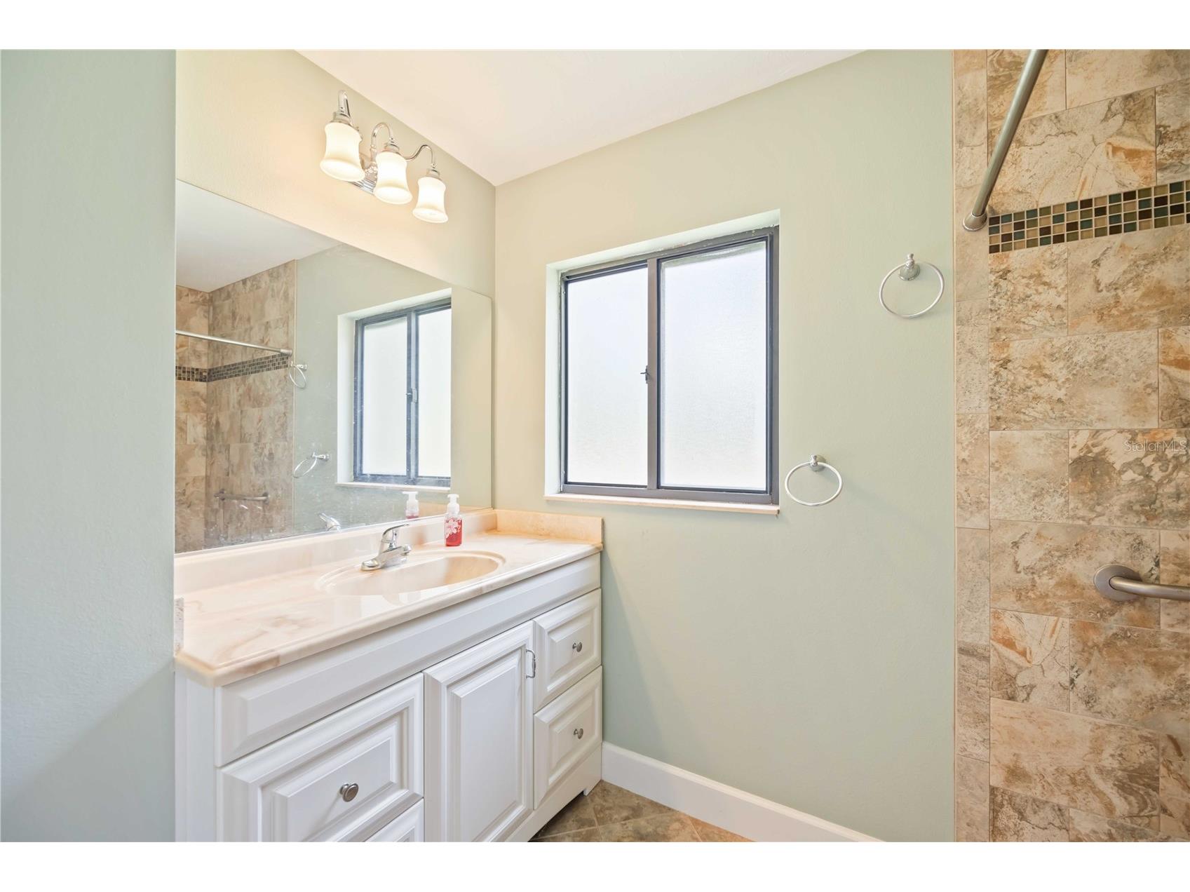 1717 8th Street W Palmetto FL 34221 A4662917 image23