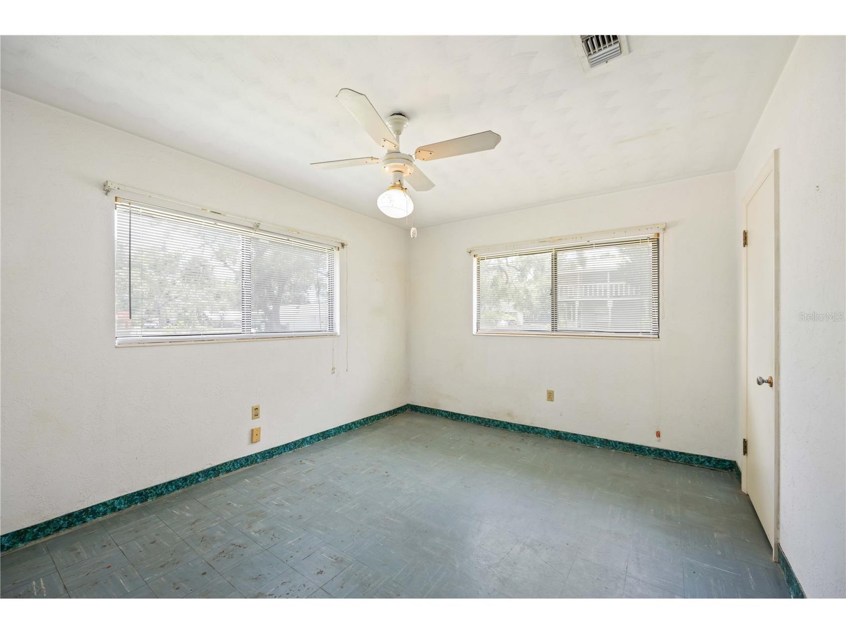 1717 8th Street W Palmetto FL 34221 A4662917 image24