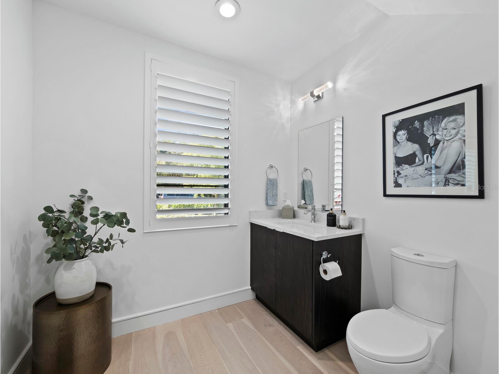 1717 Alta Vista Street Sarasota FL 34236 A4689355 image17