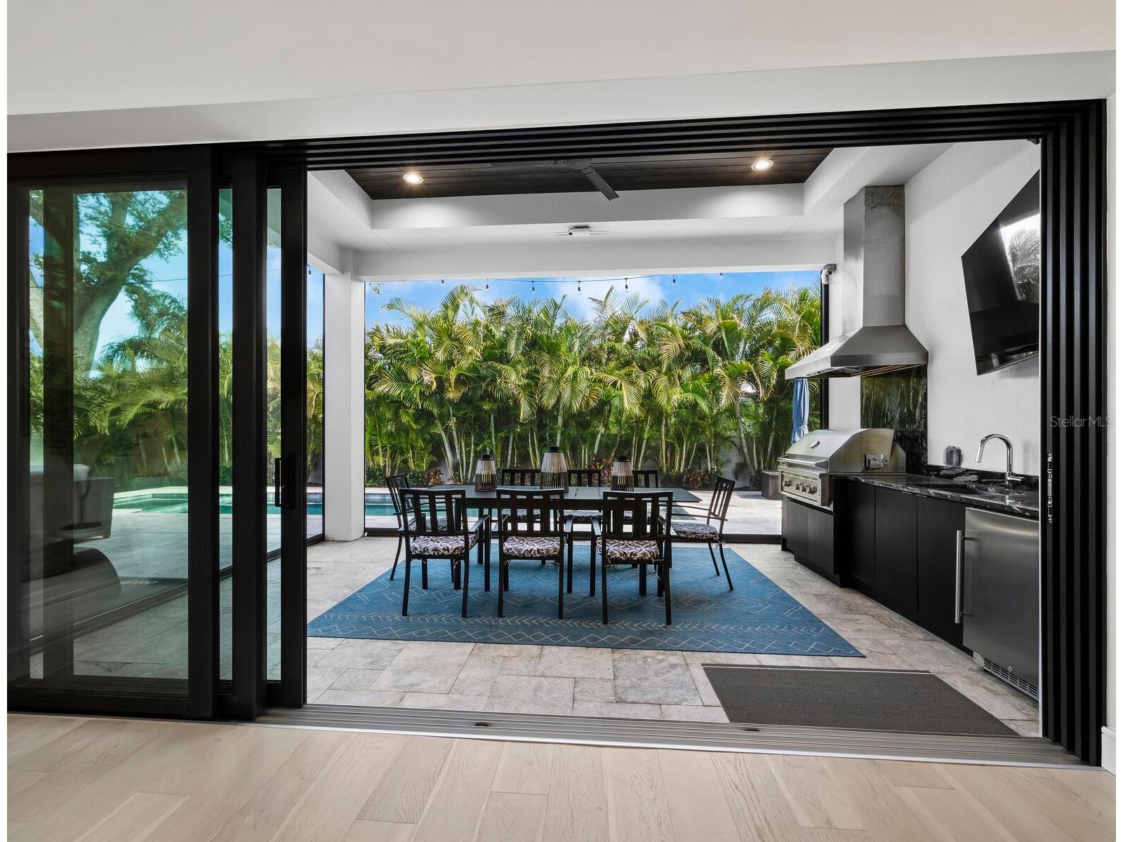 1717 Alta Vista Street Sarasota FL 34236 A4689355 image8