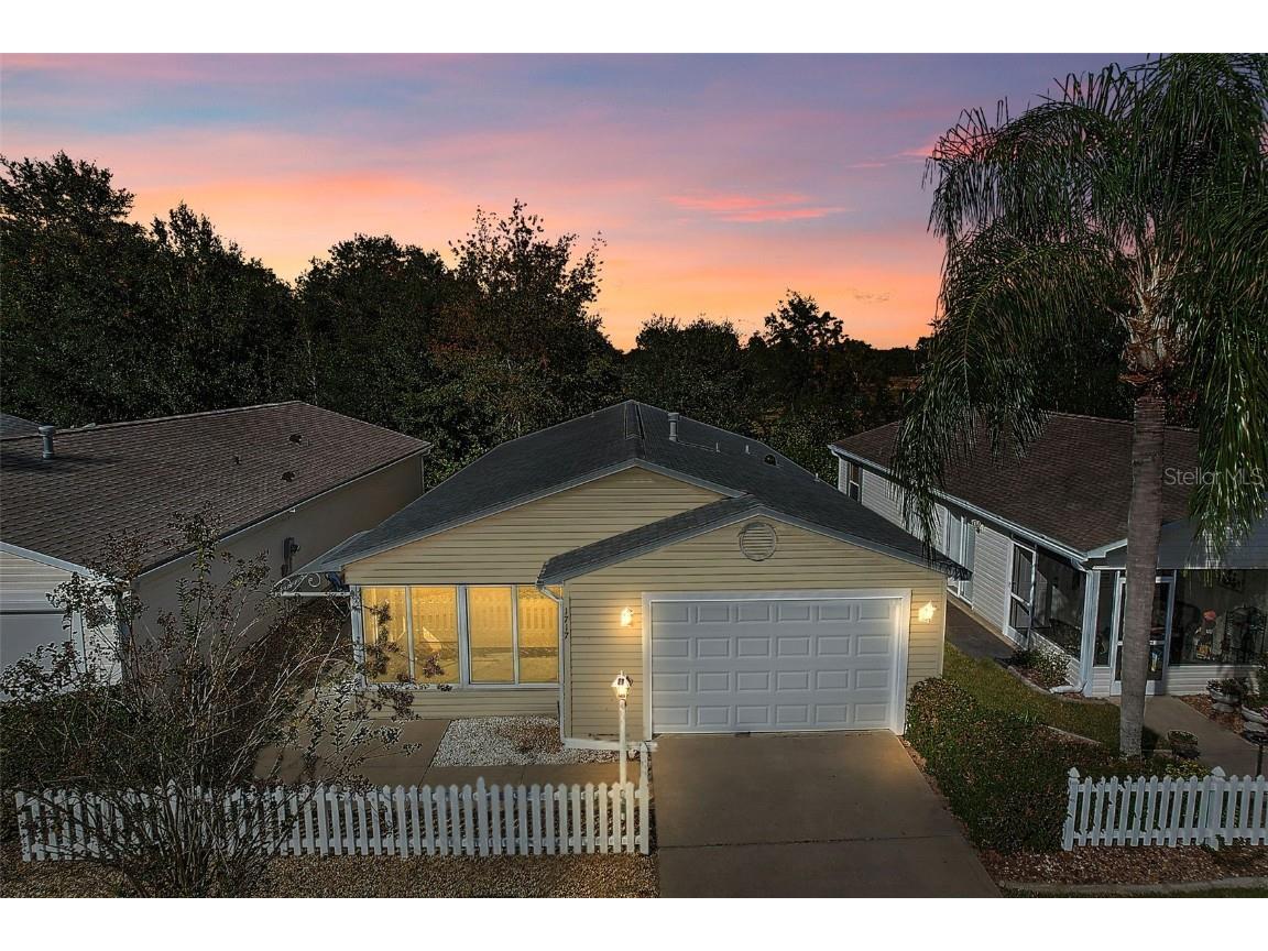 1717 Campos Drive The Villages FL 32162 G5075459 image1