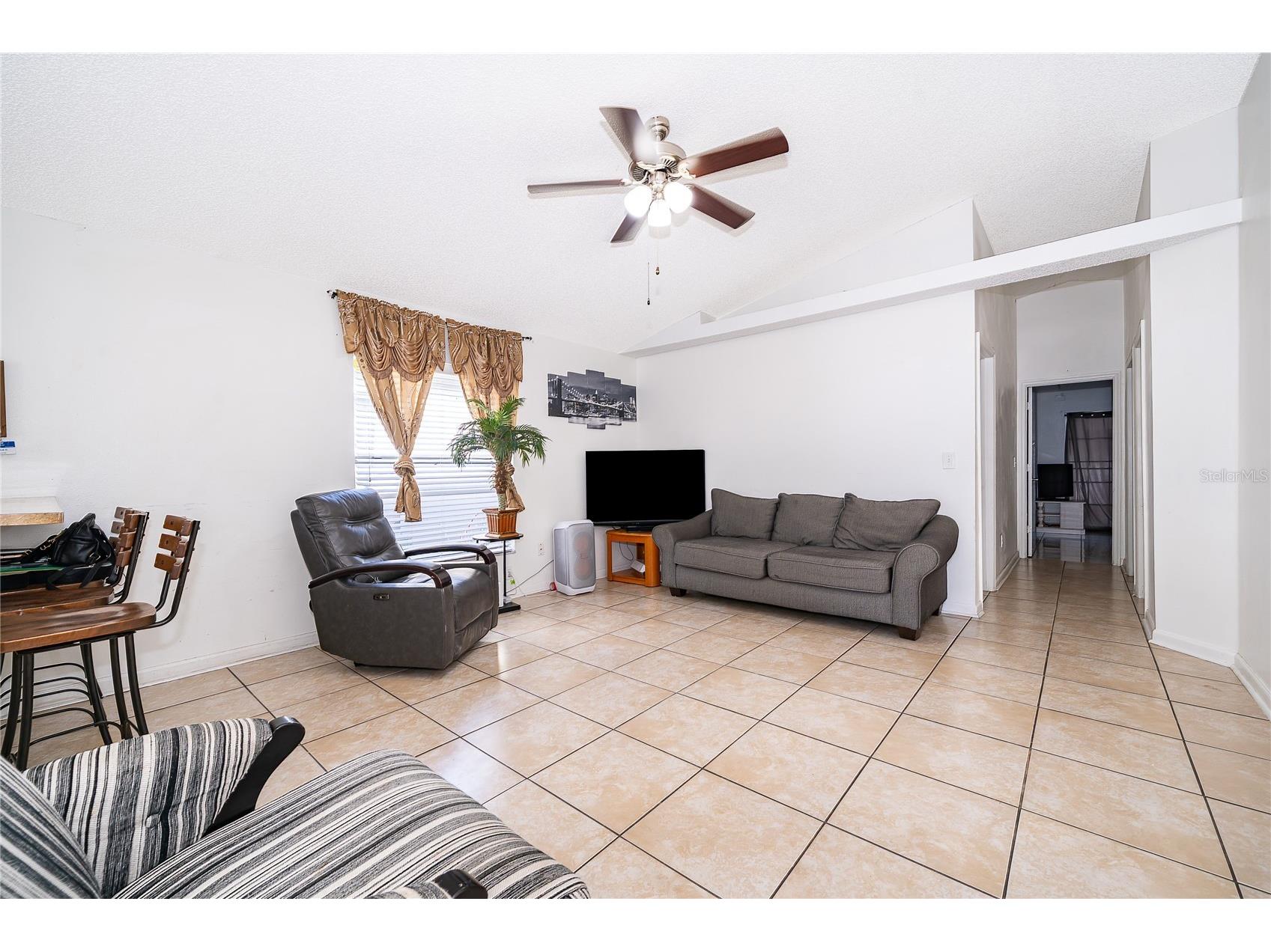 1717 Chatham Circle Apopka FL 32703 O6398798 image3