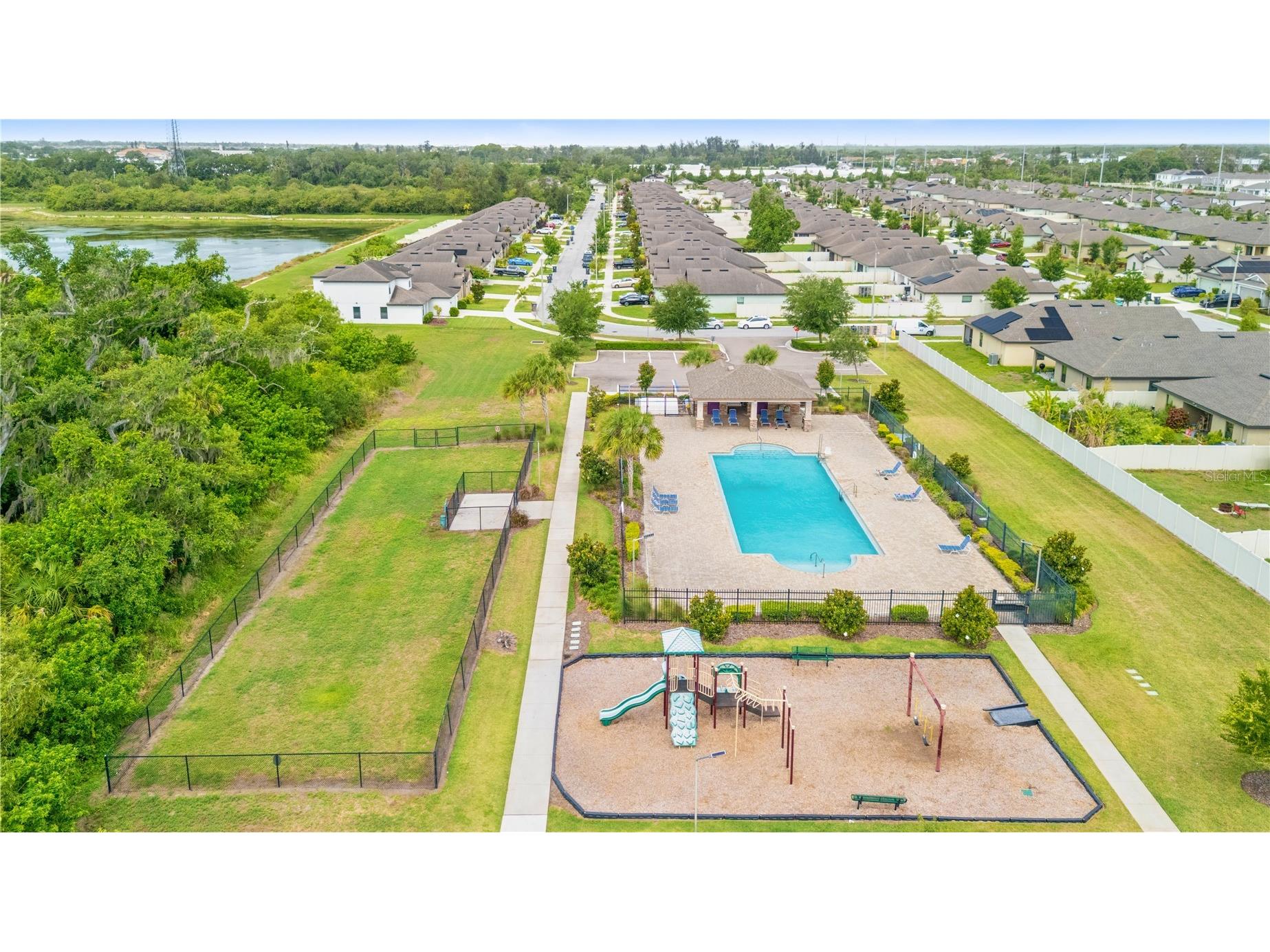1717 Chatham Green Circle Ruskin FL 33570 TB8514041 image41