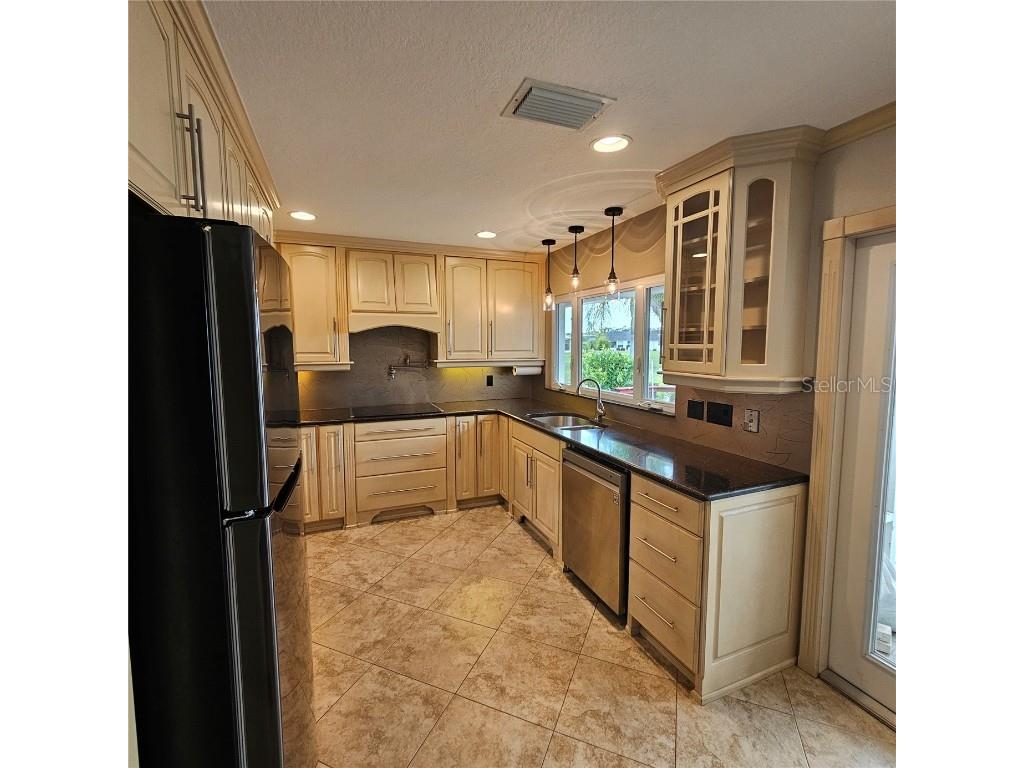 1717 Danbury Drive Sun City Center FL 33573 - Middle lake TB8416402 image4