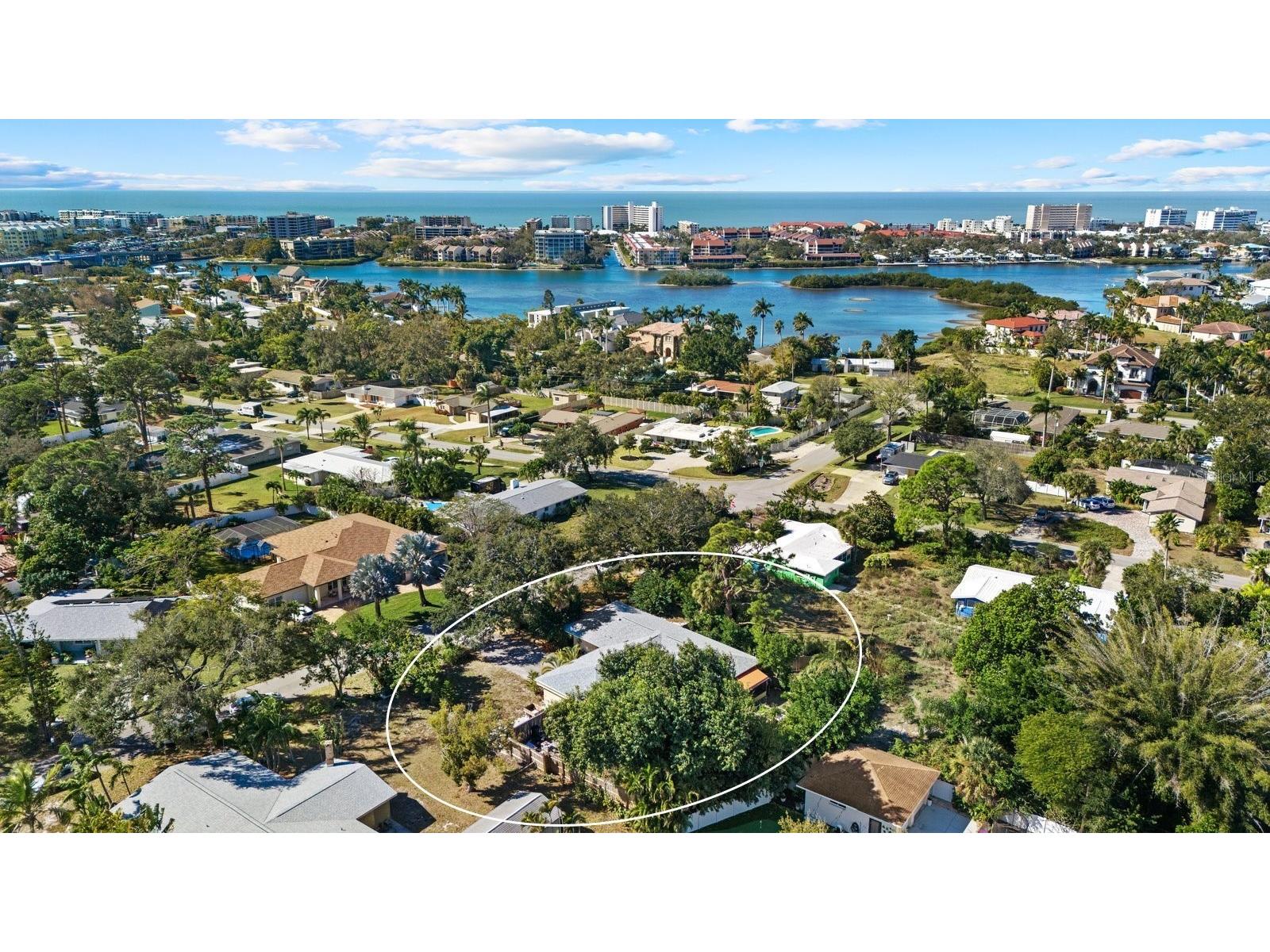 1717 Hazelwood Street Sarasota FL 34231 A4681241 image1