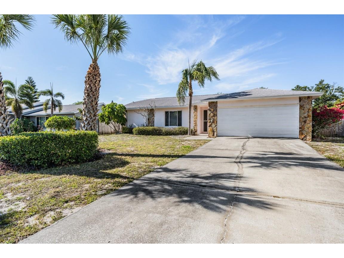 1717 Joshua Court Palm Harbor FL 34683 TB8363478 image1
