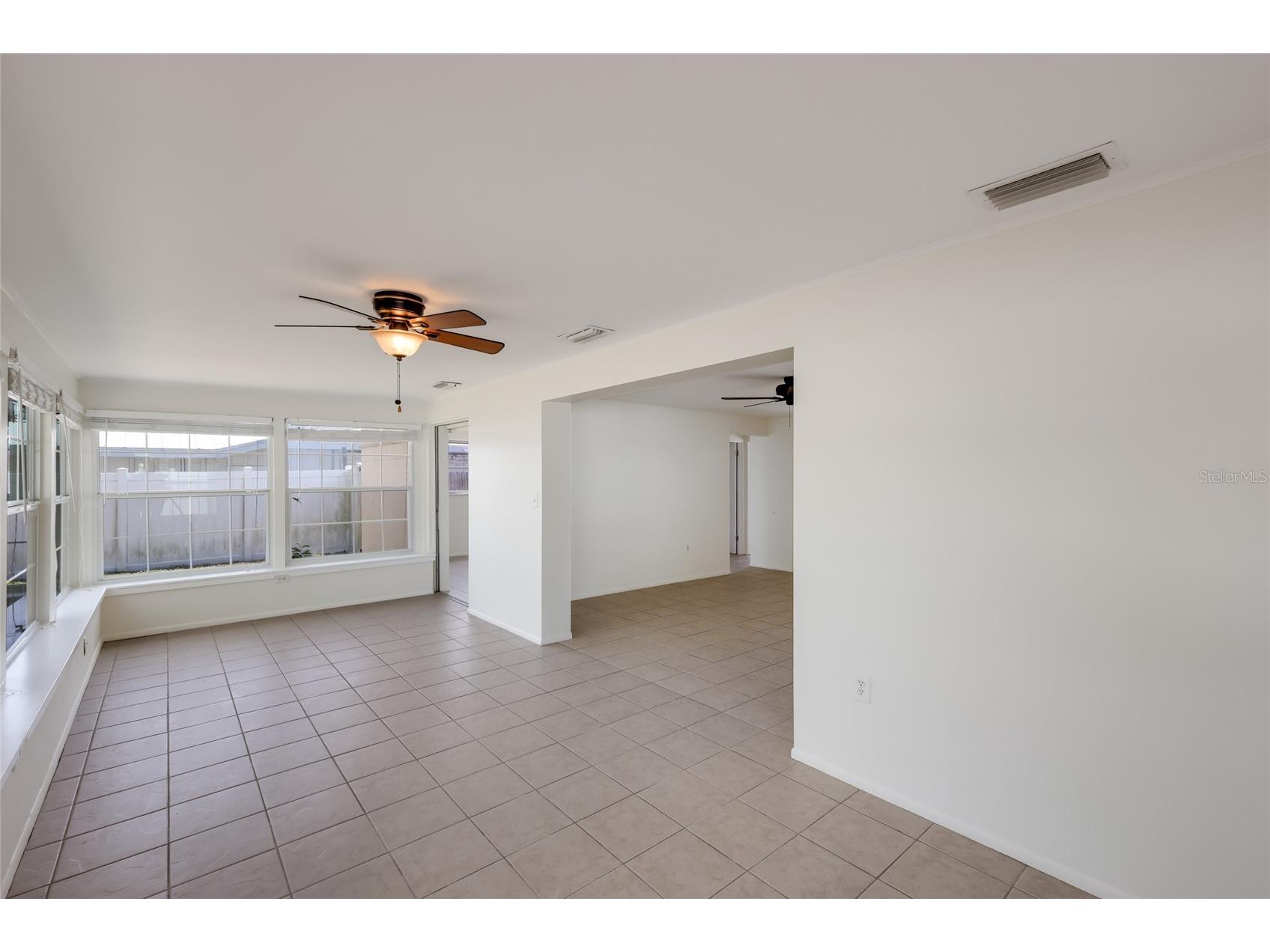 1717 Joyce Street Sarasota FL 34231 A4691080 image12