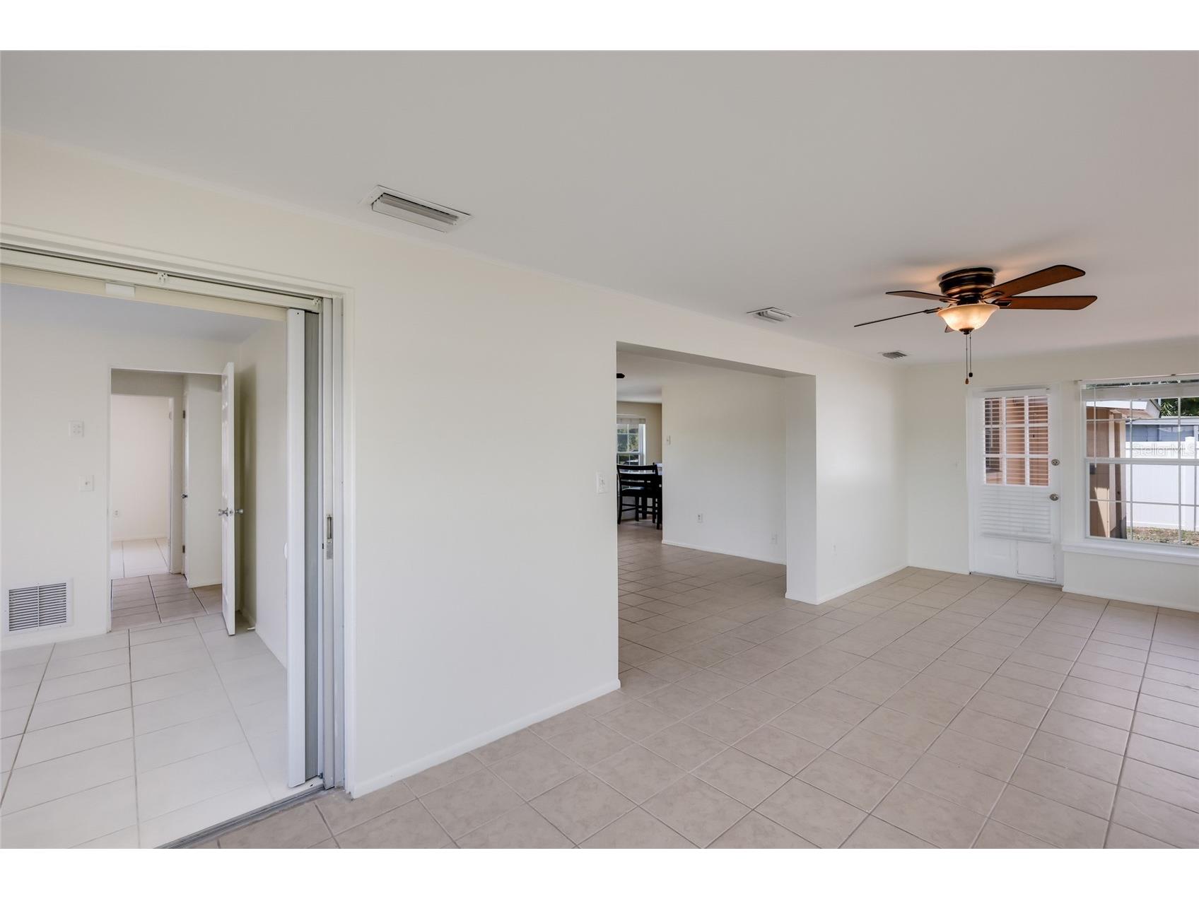 1717 Joyce Street Sarasota FL 34231 A4691080 image13