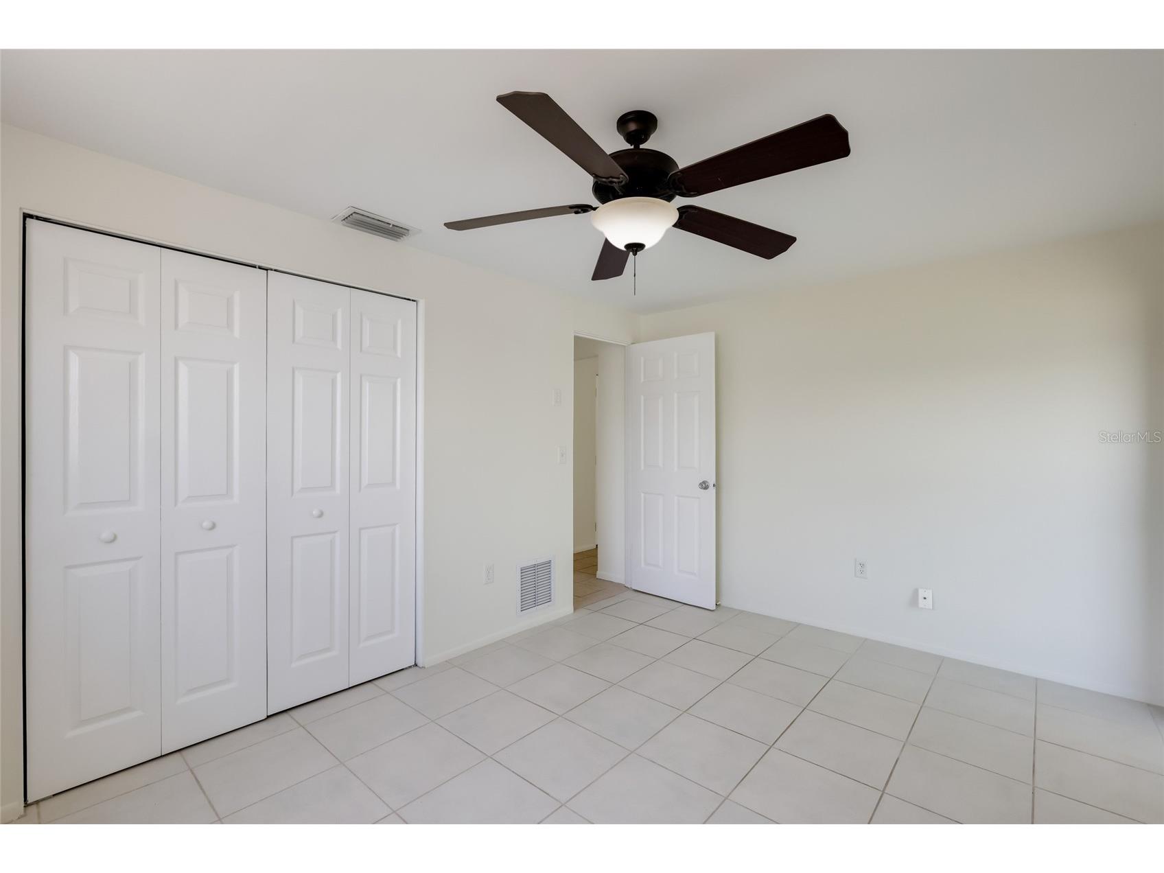 1717 Joyce Street Sarasota FL 34231 A4691080 image15